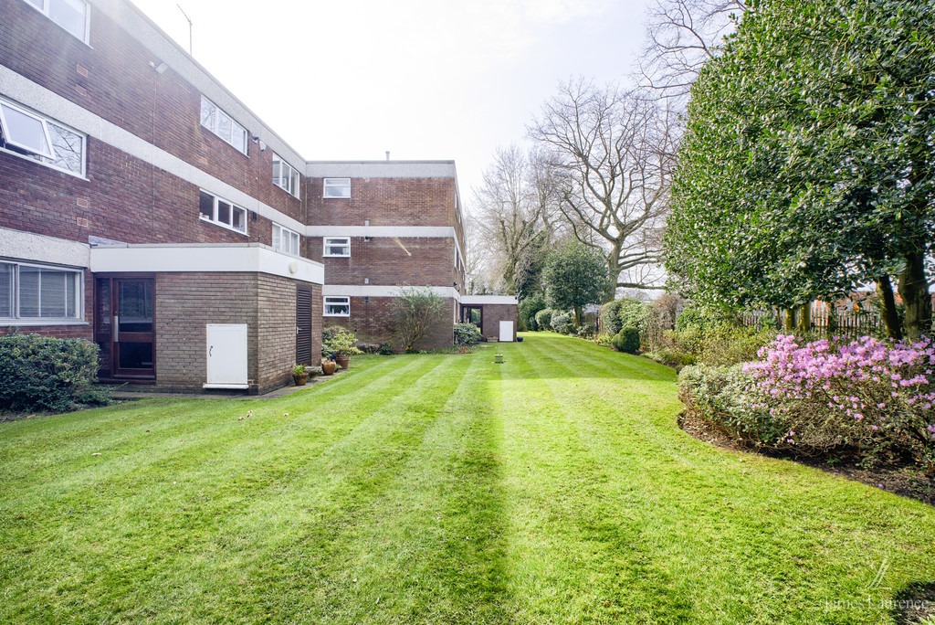 2 Bedroom House For Sale in Harrisons Road, Birmingham James Laurence