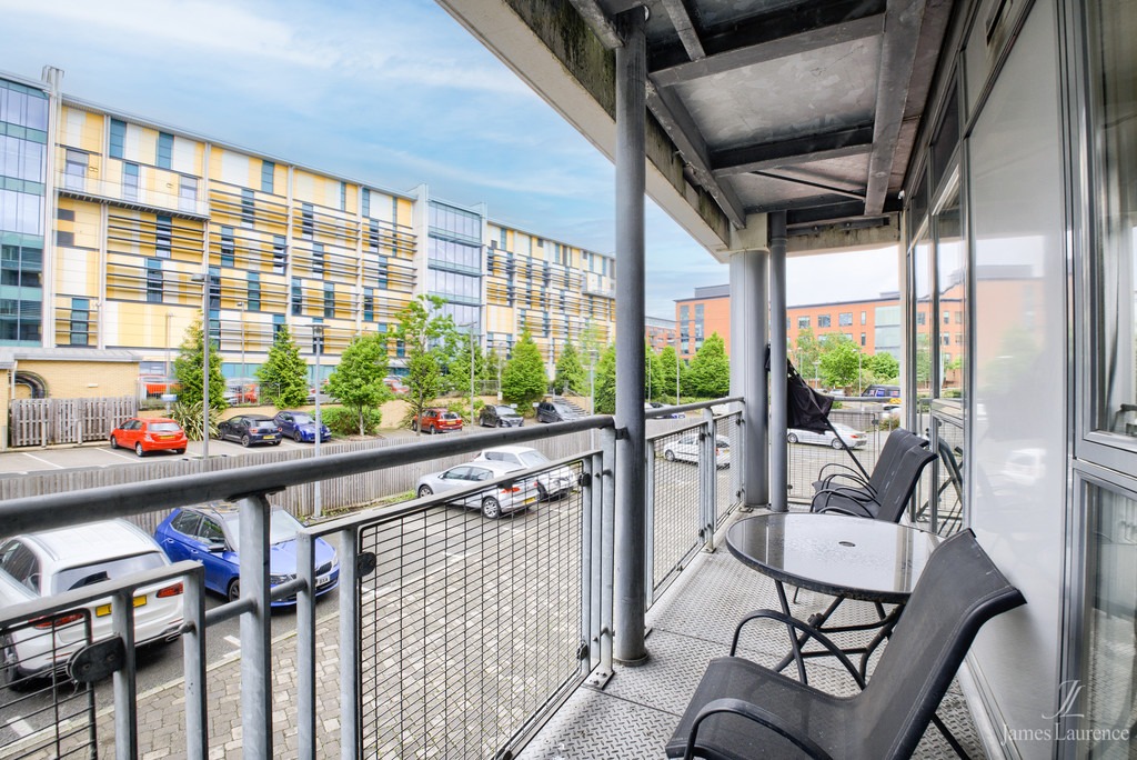 1 Bedroom Apartment For Sale in Park Central Birmingham City Centre