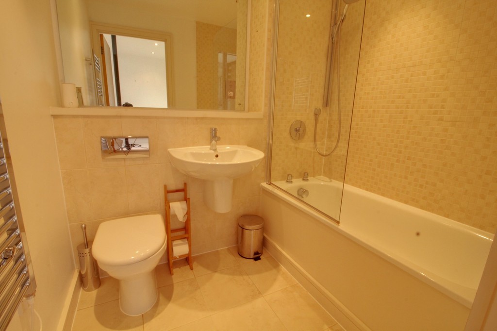 1 Bedroom Apartment For Sale in 80 Severn Street Birmingham City Centre