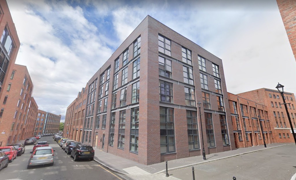 2 Bedroom House To Let in Pope Street, Birmingham James Laurence