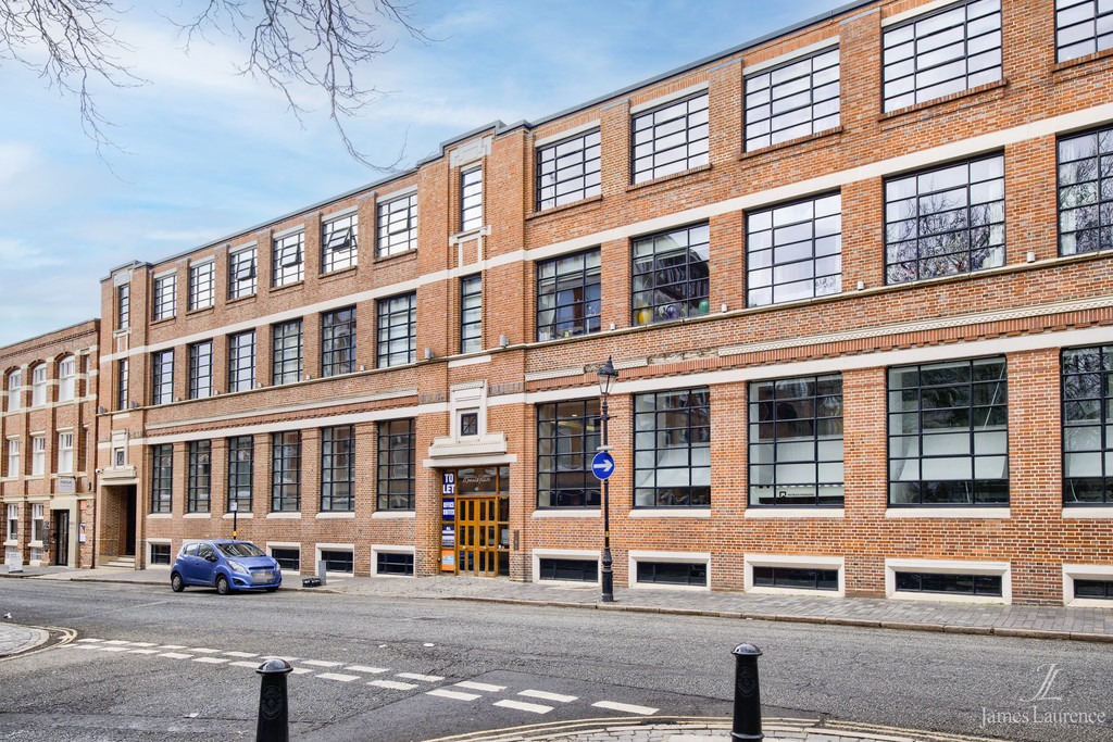 1 Bedroom Apartment For Sale in 40 St. Pauls Square, Birmingham City Centre James Laurence
