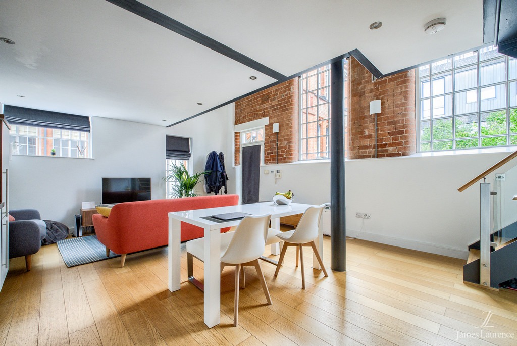1 Bedroom Apartment For Sale in 80 Severn Street Birmingham City Centre