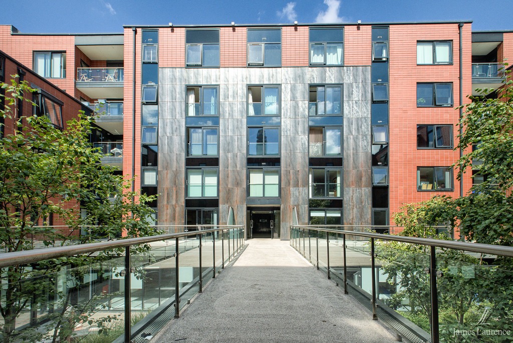 8 Bedroom Apartment For Sale in 40 St. Pauls Square, Birmingham City