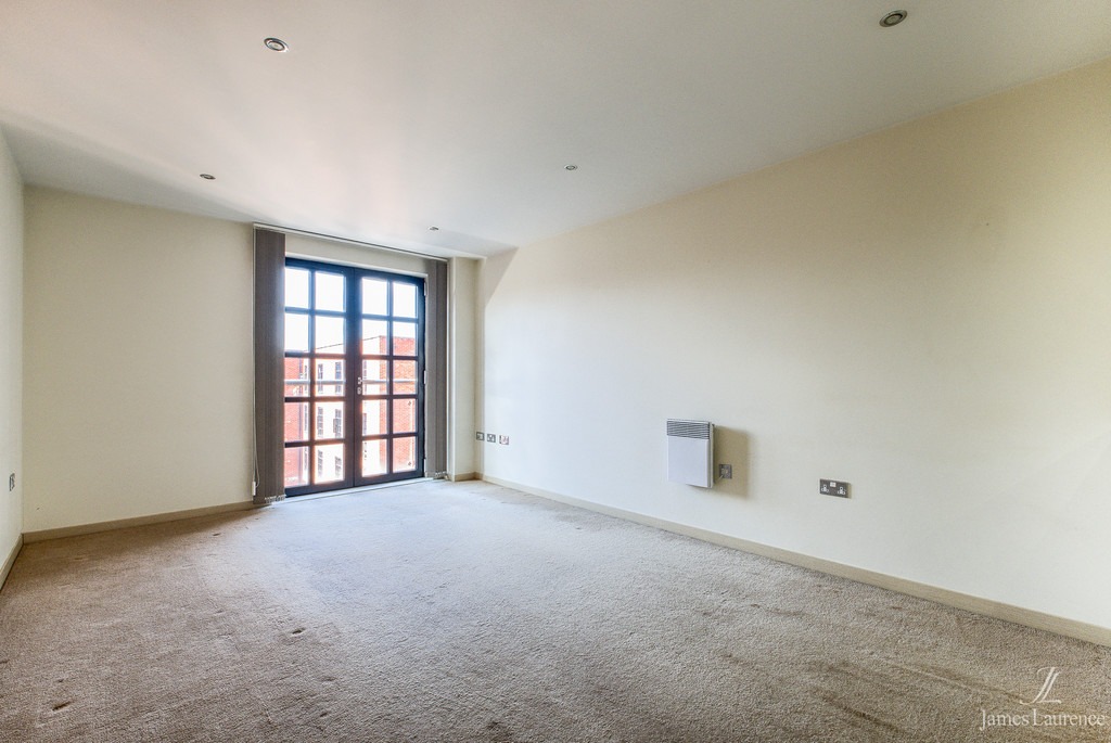 8 Bedroom Apartment For Sale in 40 St. Pauls Square, Birmingham City